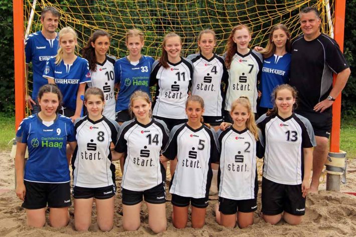 Weibliche B-Jugend gewinnt Beachhandballturnier in Schwegenheim